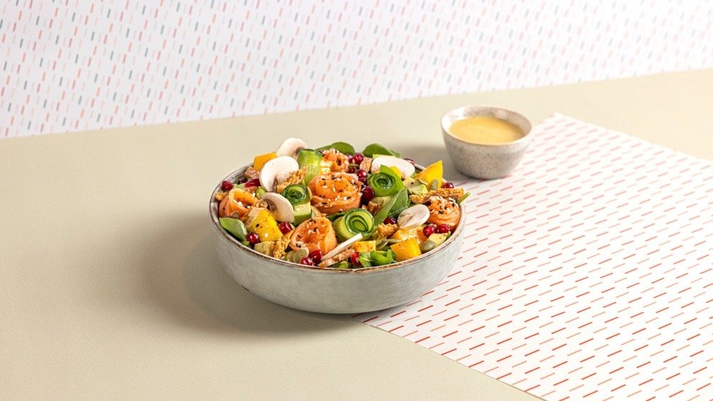 Half Salmon glow salad